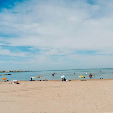 Duplex Centre - 50m De La - Clim - Garage - Netflix Le Grau-du-Roi