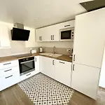 Duplex Centre - 50m De La - Clim - Garage - Netflix *