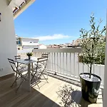 Duplex Centre - 50m De La - Clim - Garage - Netflix * Le Grau-du-Roi