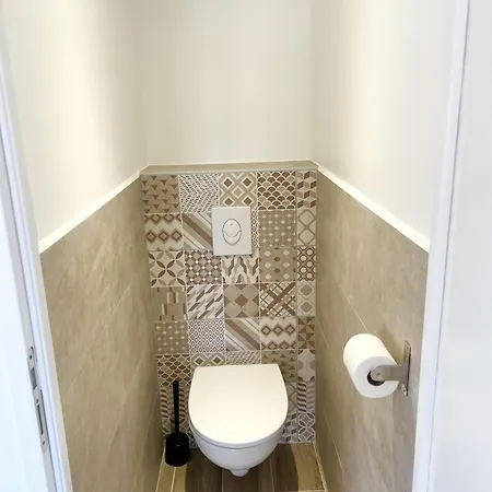 Apartment Duplex Centre - 50m De La - Clim - Garage - Netflix *