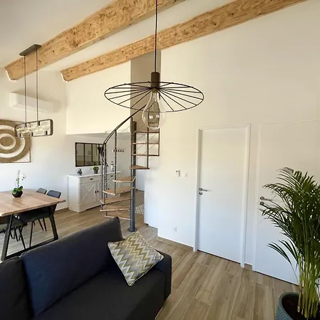 Duplex Centre - 50m De La - Clim - Garage - Netflix