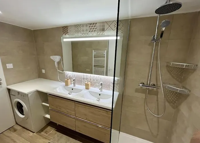 Duplex Centre - 50m De La - Clim - Garage - Netflix *